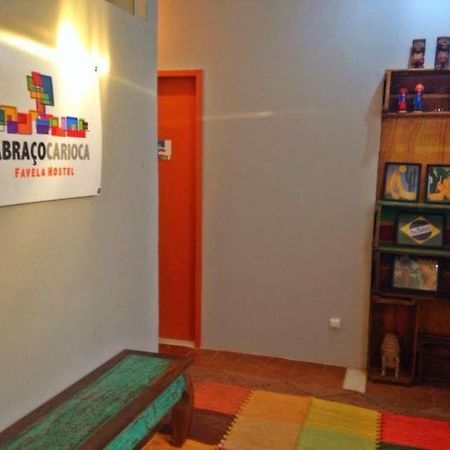 ריו דה ז'ניירו Abraco Carioca Favela Hostel מראה חיצוני תמונה