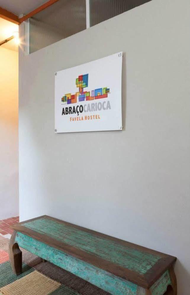 ריו דה ז'ניירו Abraco Carioca Favela Hostel מראה חיצוני תמונה