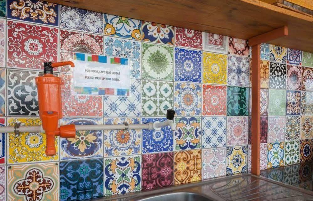ריו דה ז'ניירו Abraco Carioca Favela Hostel מראה חיצוני תמונה