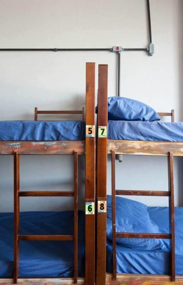 ריו דה ז'ניירו Abraco Carioca Favela Hostel מראה חיצוני תמונה
