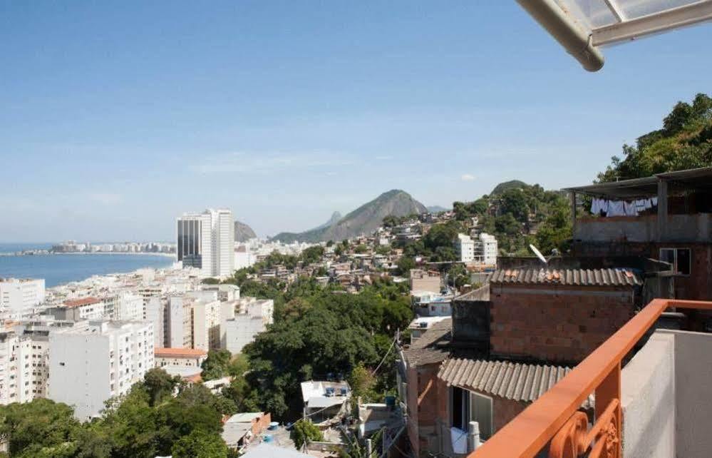 ריו דה ז'ניירו Abraco Carioca Favela Hostel מראה חיצוני תמונה